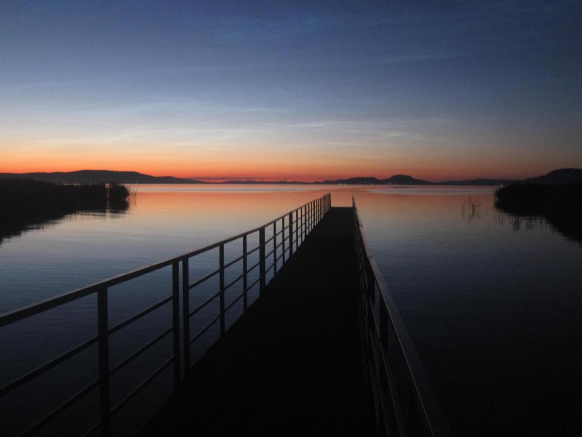 Tutijo Haziko Βίλα Balatonfenyves Εξωτερικό φωτογραφία